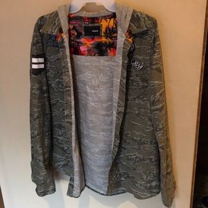 NEW Women’s Hurley trendy piece w/ hood M/L